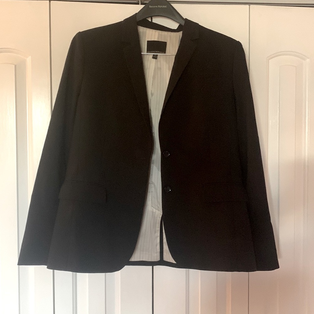 Black Banana Republic blazer